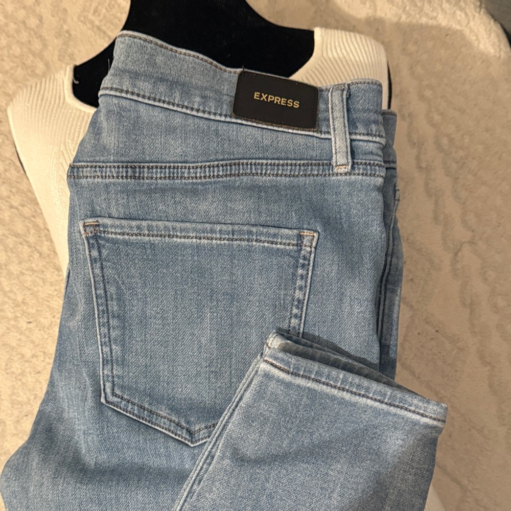 Express Light Blue mid Rise Button-Fly Jeans - Picture 2 of 3